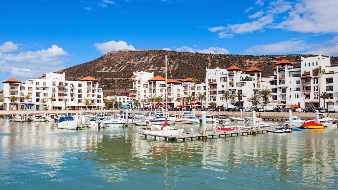 Marina Standing 90m2 + Piscine Agadir